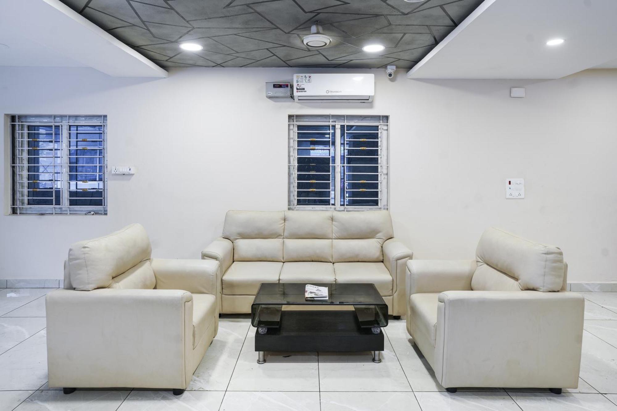 Oyo Flagship Pawan Park Hotel Vellore Exterior foto