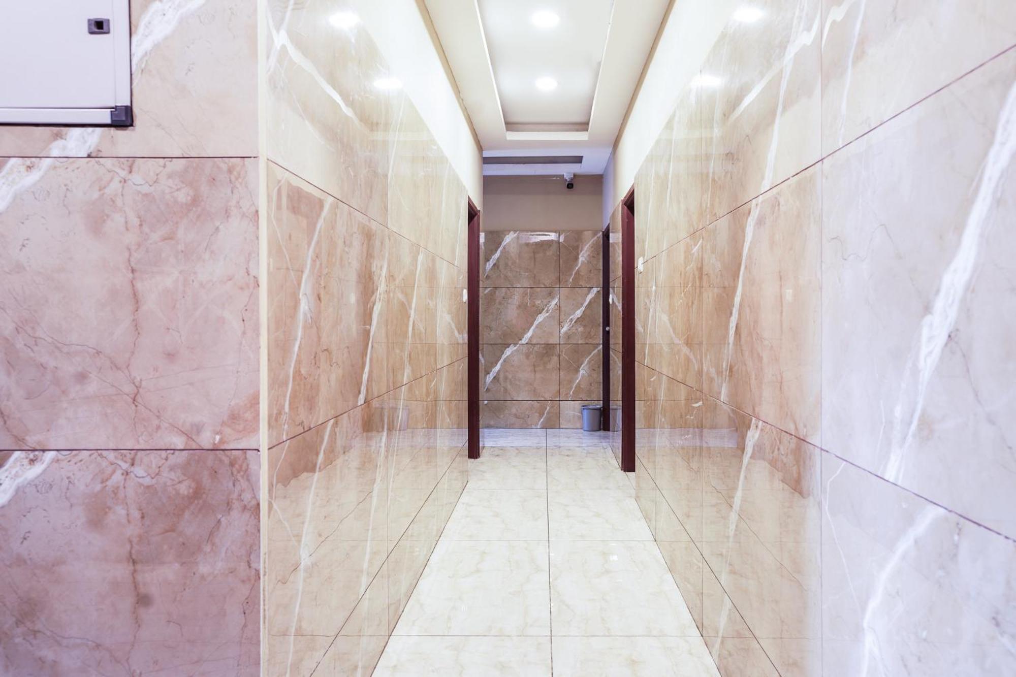 Oyo Flagship Pawan Park Hotel Vellore Exterior foto
